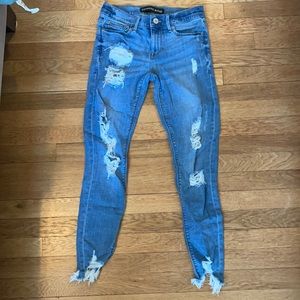 Express distressed ankle legging Jean